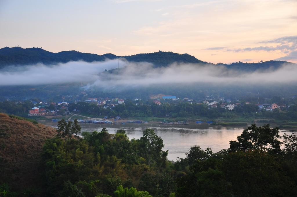 Hotel Chiang Khong Hill Extérieur photo